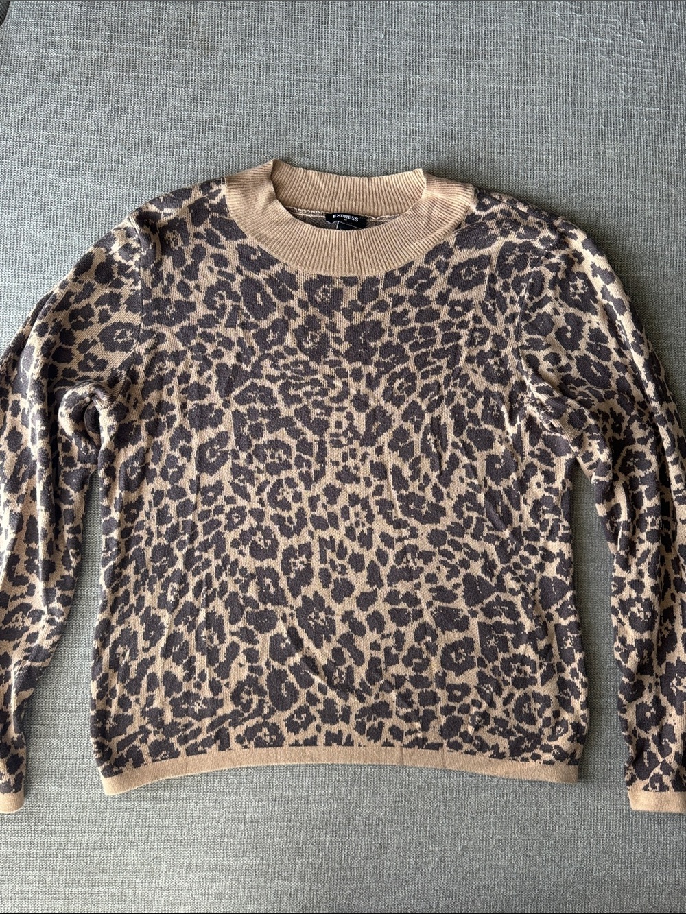 Express Tan and Dark Brown Leopard-Print Crewneck Sweater Size Medium